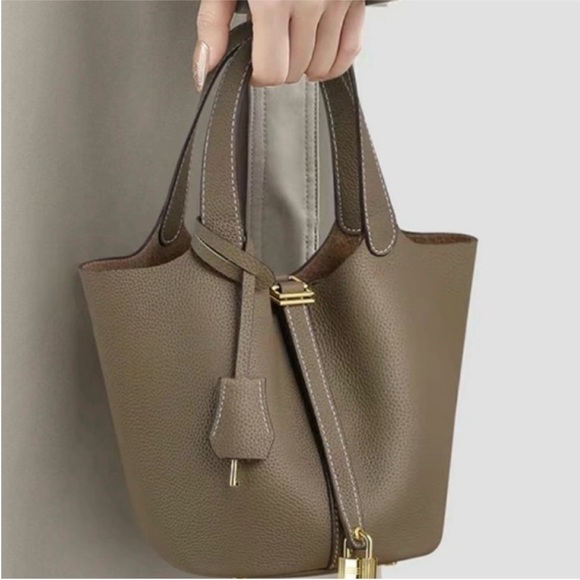 Bucket bag - Picture 3 of 5